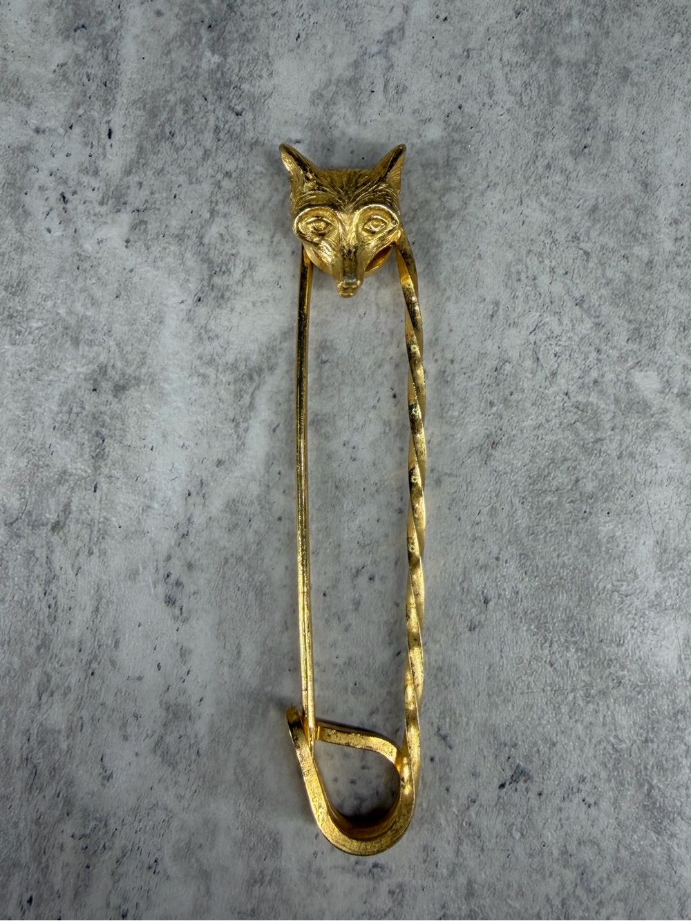 Vintage Fox Brooch Pin Style Gold Tone Jewelry Figural Scarf Jacket Accessory